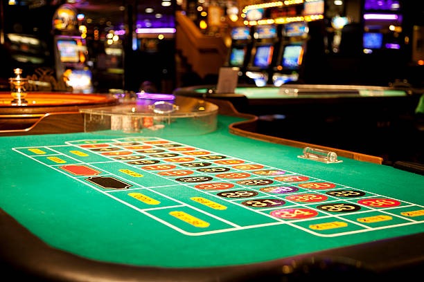 hsi777 live-dealer blackjack game on mobile display